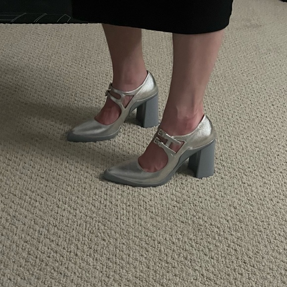 Prada metallic silver leather dual strap mary jane shoes with block heel. - Picture 14 of 14